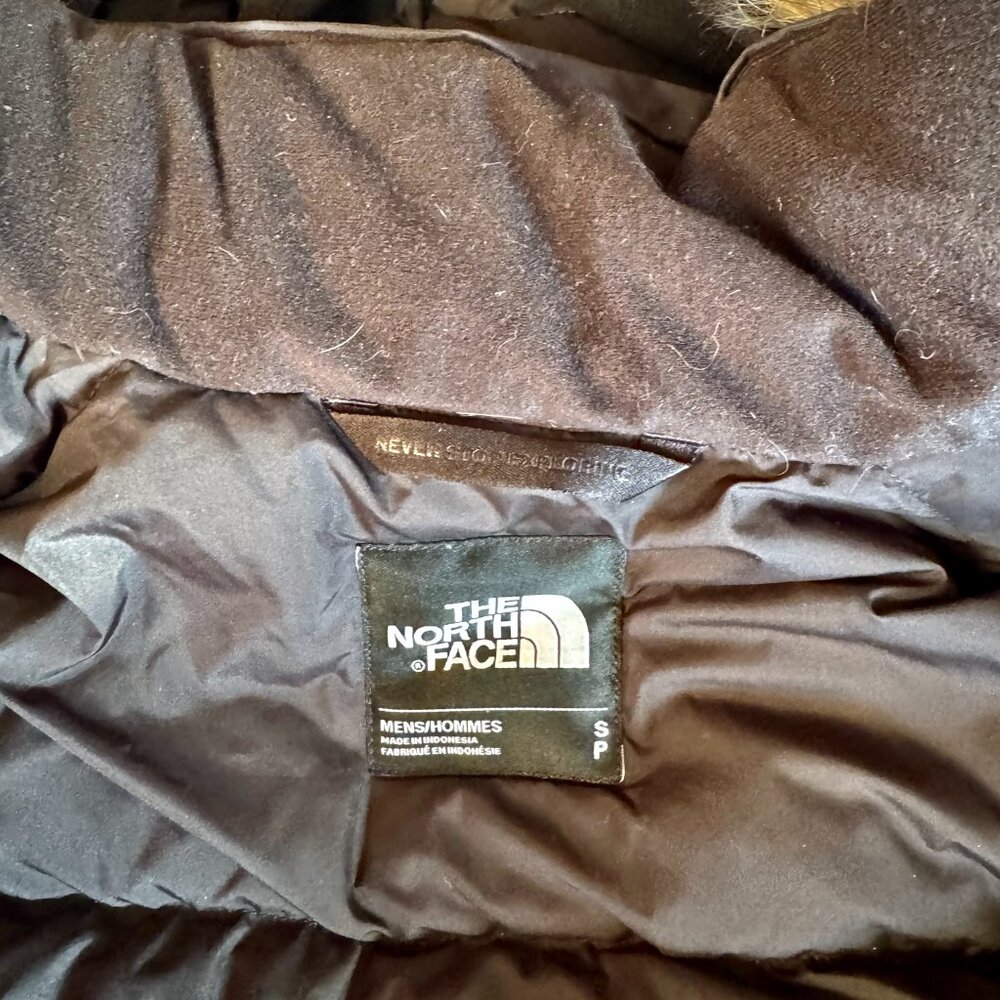 North Face Men's Gotham Parka Jacket Goose Down McMurdo Water Resistant Size S - Picture 10 of 16